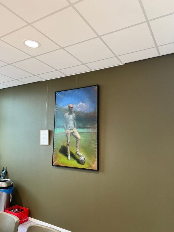 Arjen Robben in de bestuurskamer op doek.